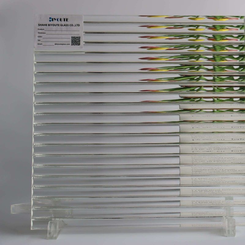 4mm 5mm 6mm Embossed Clear Fluted Glass For Bathroom Door Patterned